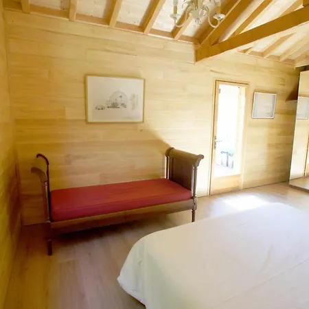 Holiday home Etoile D'isis, Gites A La Ferme *