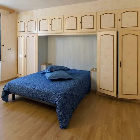Holiday home Etoile D'isis, Gites A La Ferme Lavaur (Dordogne)