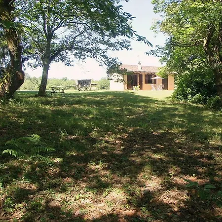 Etoile D'isis, Gites A La Ferme Holiday home Lavaur (Dordogne)